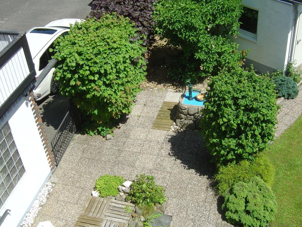 Apartment In Assinghausen With A Sun Terrace Bagian luar foto